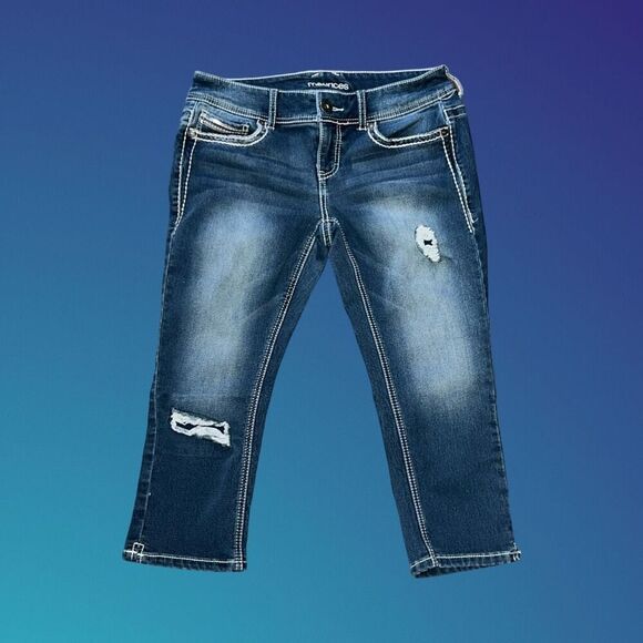 Maurices Dark Wash Capri Low Rise Capri Jeans Size Medium Waist 30 #138 - Picture 2 of 6